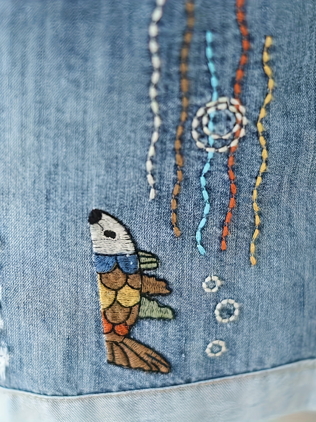 Cat & Fish Embroidered Elastic-Waist Denim Shorts